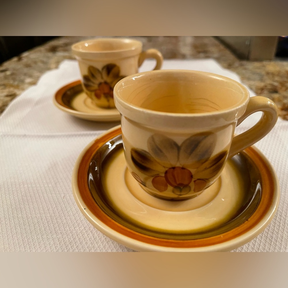 Expresso cups (2) Antique. Hand painted.